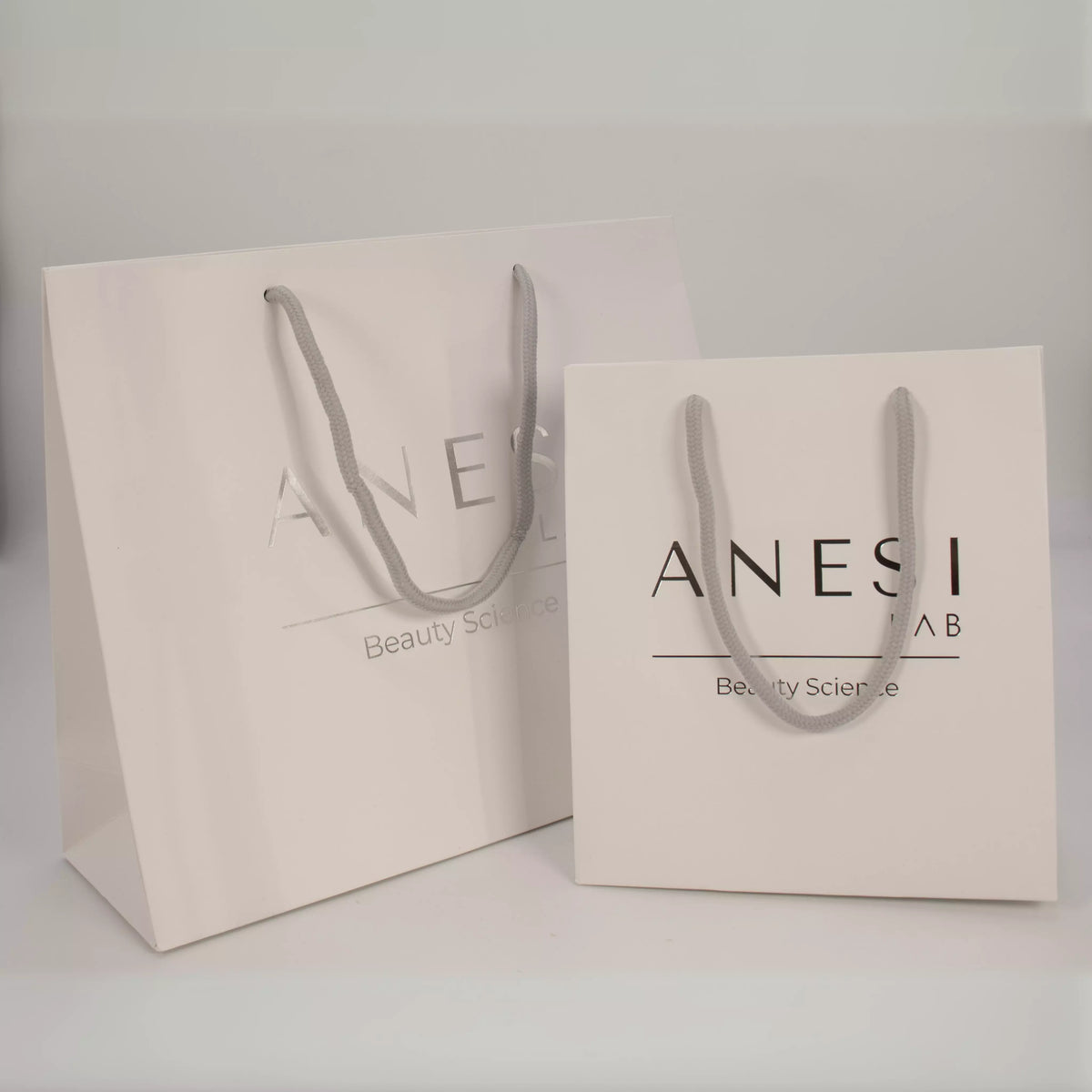Anesi Lab White Retail Bag - Large